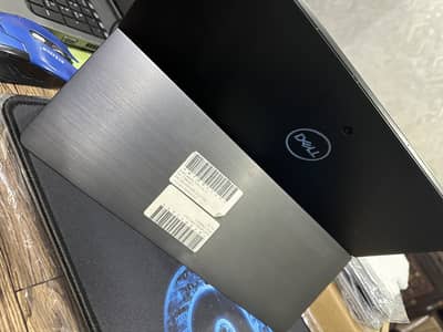 Dell latitude 8th Generation (2 in 1)