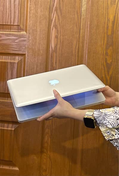 MacBook Pro i5 8GB RAM 128GB SSD 1.5GB iGPU MacOS 15 2012 Apple Laptop