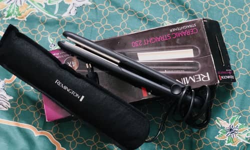 Remington Ceramic Straightener – Original (Open Box)