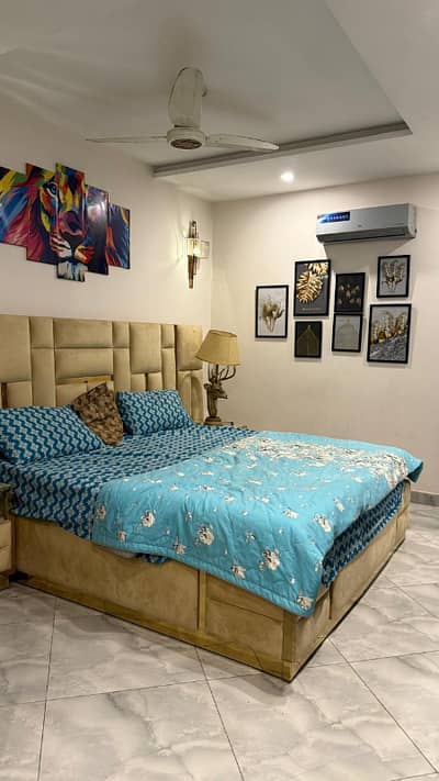 Luxury Apartments DHA Phase-8 2 Bedroom Per Day Rent