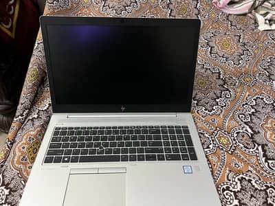 Core i5 8th gen full big size laptop