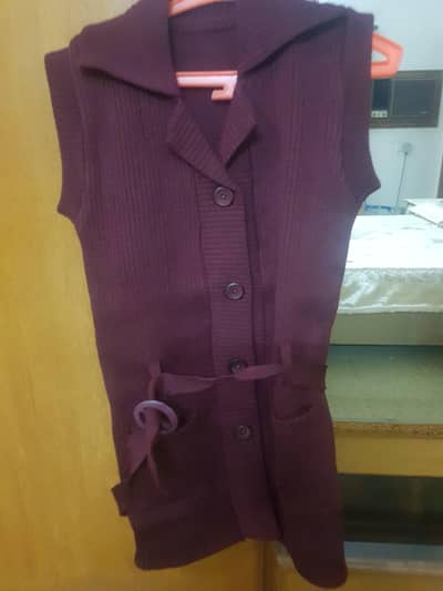 sleeveless sweater for ladies