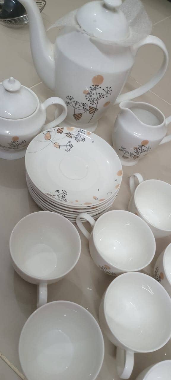 Complete dinner sets 3