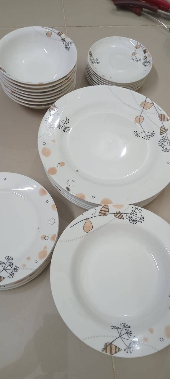 Complete dinner sets 4