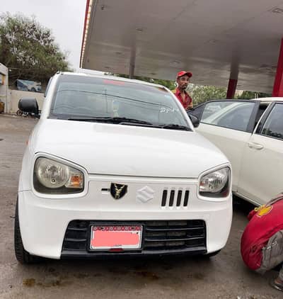 Hello . Ye car family use m Rahi hy