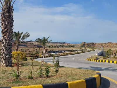 5 Marla Levander For Sale