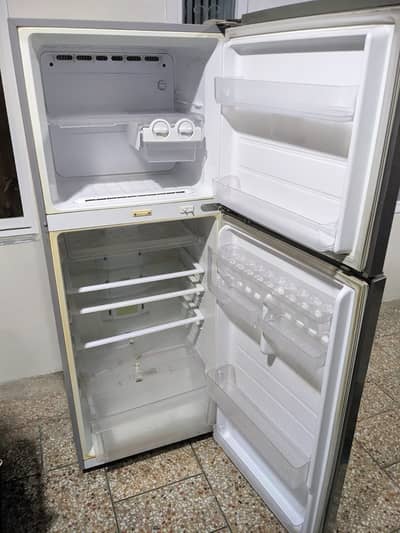 Samsung Fridge Full size, Good as new