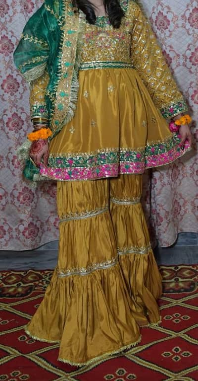 bridal mehndi dress