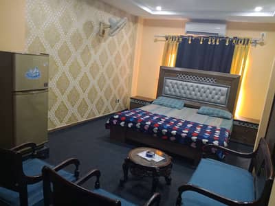 Studio phr day Sort Time available