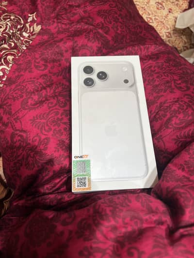 iPhone 17 pro max 256gb pta