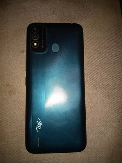Itel vision 2S. 2GB 32GbROM