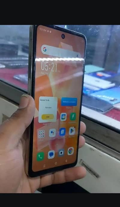 Infinix Hot 40i condition 10/9.8 with complete box