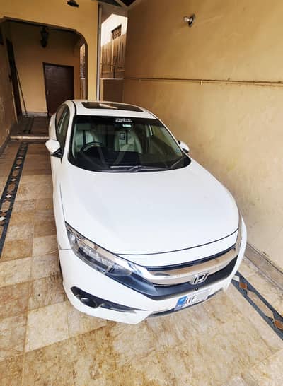 2021 Honda civic UG Oriel Like New condition Total Genuine 100%
