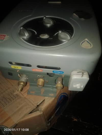 Canon instant geyser brand new