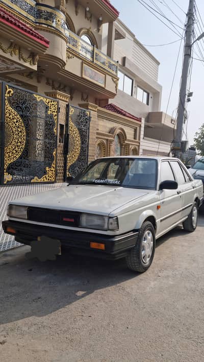 Nissan Sunny 1988 B12