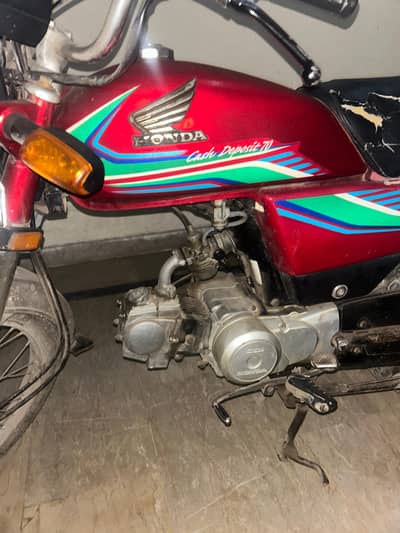 urgent sale cd 70 2016 model  ( need cash )