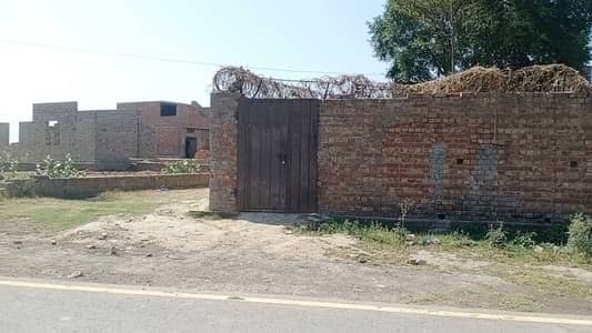 5 Marla Corner sami commercial house Near Ferozpur Road and new defence road and 200ft Road Kahna Nau Lahore