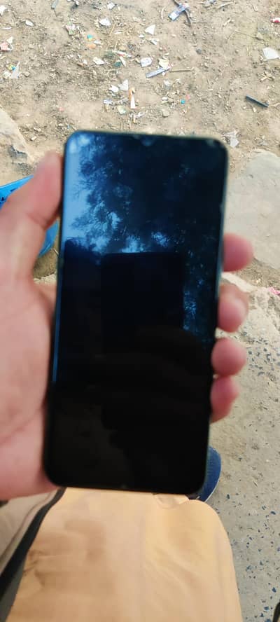 realme 6i storage 4/28 pta approved with box and charger one hand used