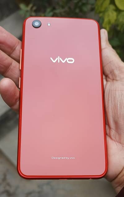 Vivo Y83 Dual Sim 6+128 GB / Set in Brand New 10 / 10 Condition