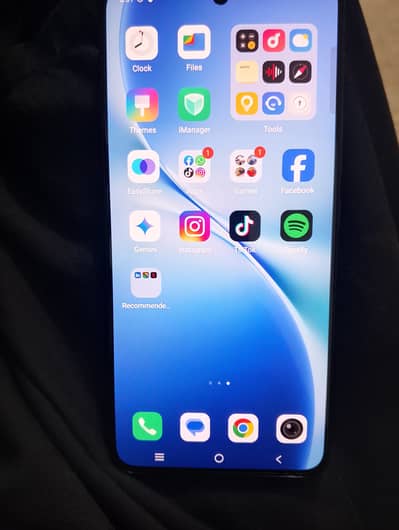 Vivo V60