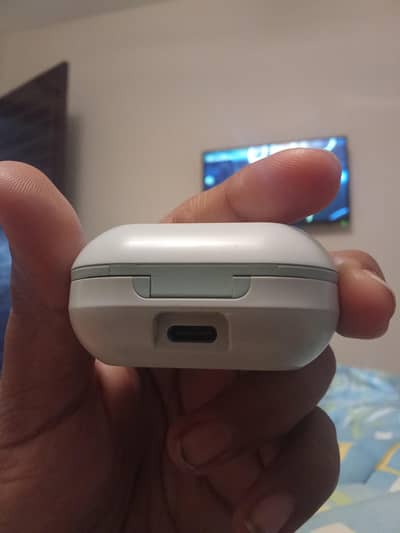 zero gravity earbuds