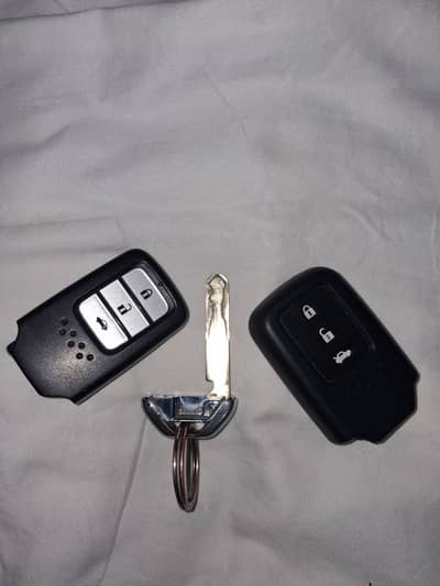 Honda civic original key with remort