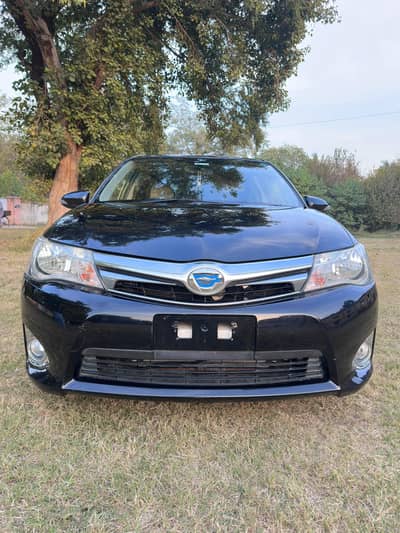 Toyota Corolla Axio Hybrid 1.5 L, Import & Registered 2016