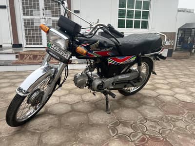 Honda cd 70 2018 model motorcycle good condition bike