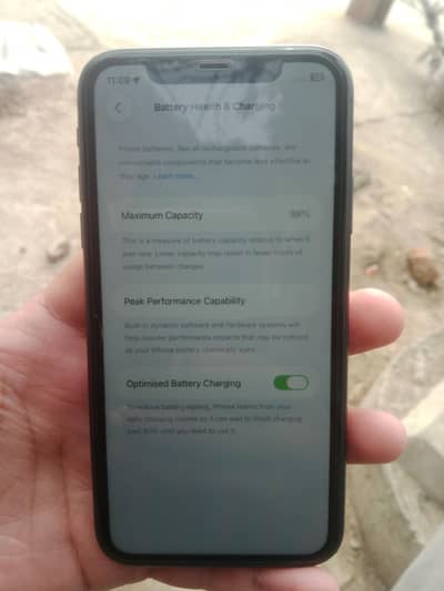 Iphone 11 Non Pta 64 Gb battery health 98%
