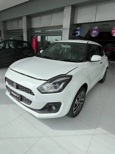 Suzuki Swift GLX CVT 2026 Zero Meter