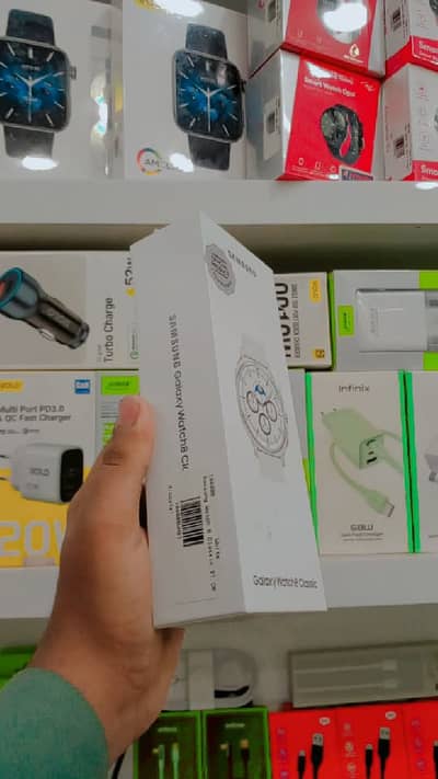 ⌚ Apple Watch Series 8 Classic – Brand New | Lucky Mobiles Faisalabad