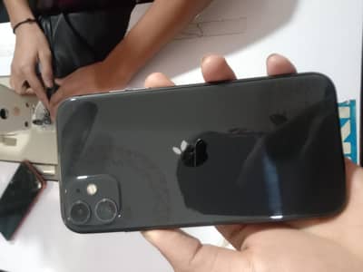 iphone 11 ( Whatsapp 03105527521 )