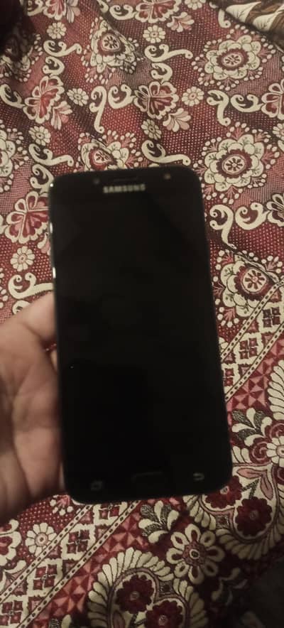 Samsung Galaxy j7 pro