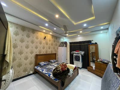 7 Marla House With Gas Available For Rent.