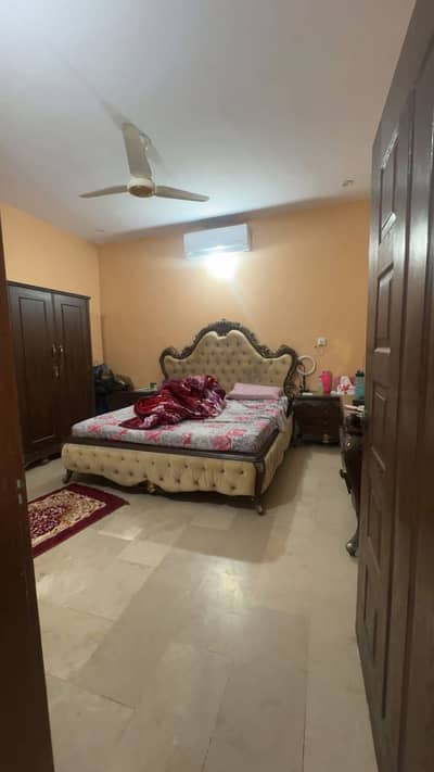 four bed dd first floor portion for rent in johar