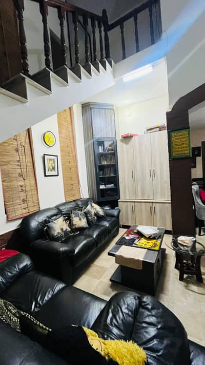 FURNISHED 2 bed portion prime location of canal road available.