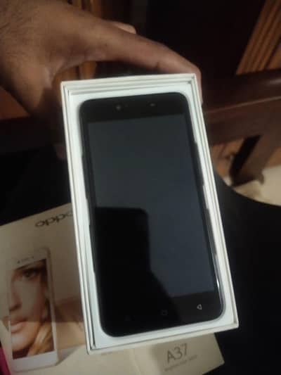 Oppo A37f  mobile with complete box