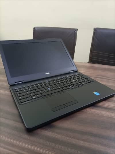 Dell Latitude E5550 Core i7 5th Gen 8GB Ram 500GB HDD 15.6 Display