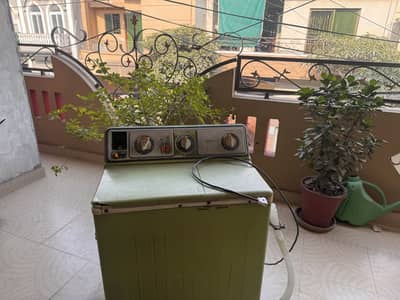 Toshiba washing machine with wash and dryer