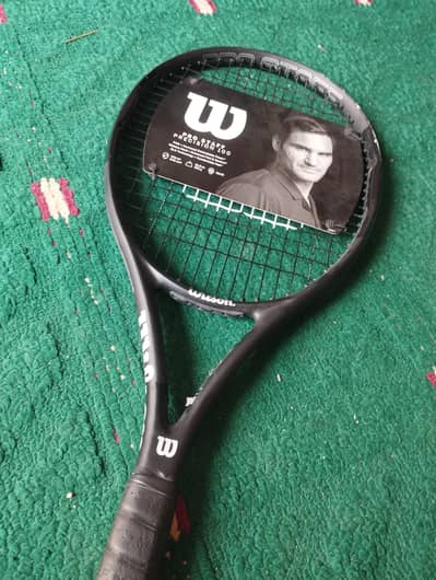Wilson tennis racket - Sports Equipment - 1110454271