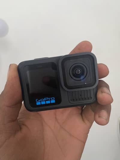 GoPro hero 13 camera sell with media mod