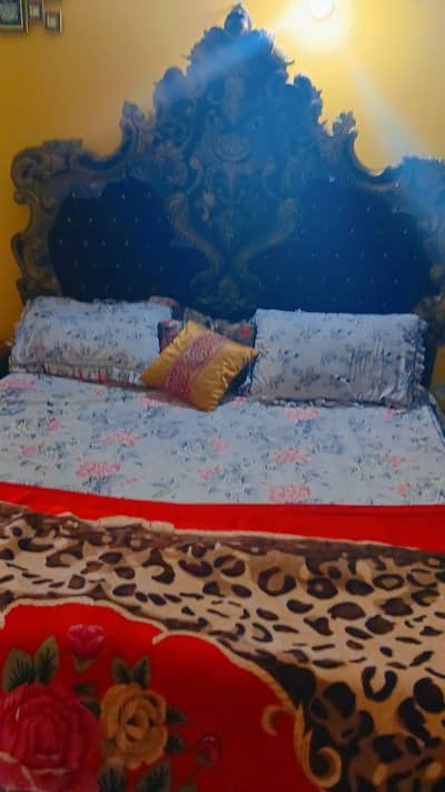 Wooden furniture for sale in Karachi