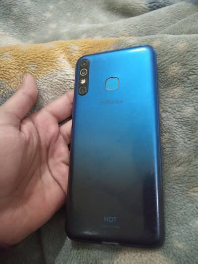 Infinix Hot 8 4gb 64gb 5000mah battery