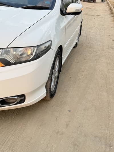 Honda city 2017 auto totally original