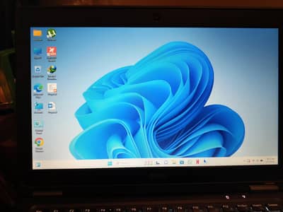 Dell Latitude E7520