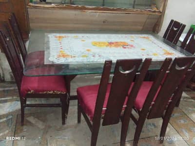 Dining table and 6 chairs