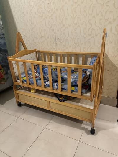 Baby cot for sale