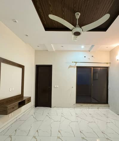 Modern design 1 Kanal Upper Portion for Rent in DHA Lahore Phase 3 Block XX