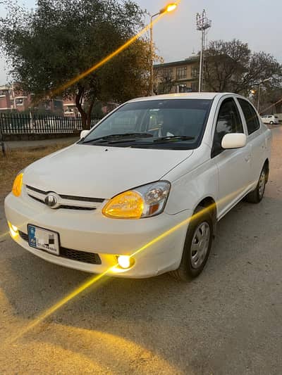 Toyota Platz 1.021