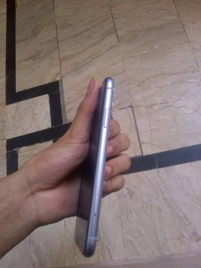 IPHON 11 non ptaa JV